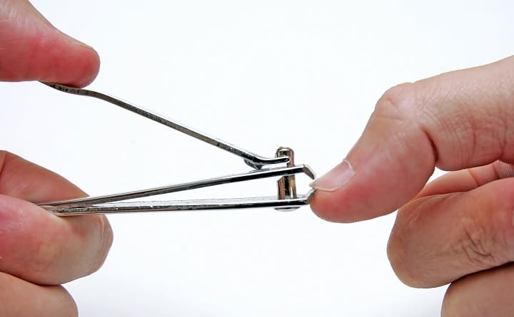 What Is a Nail Clipper and What Are the Benefits of Using It?