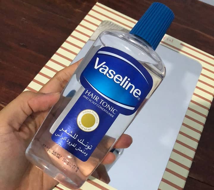 How to Use a Vaseline Hair Tonic