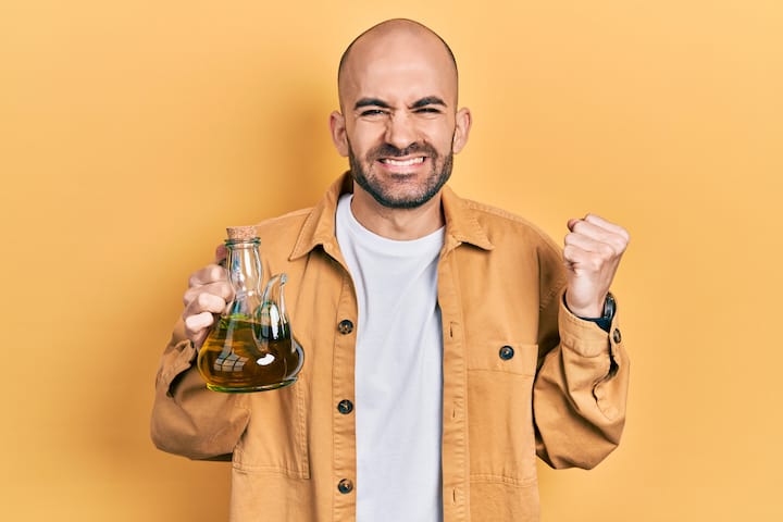 Pros and Cons of Using Olive Oil for Beard