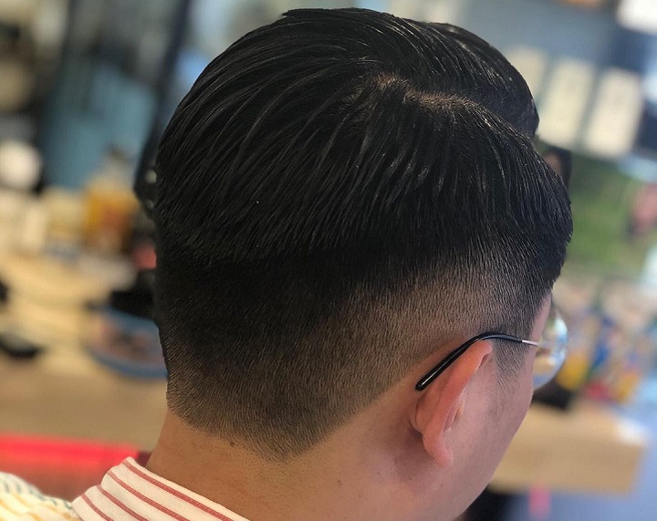 Taper Fade And Combeddrop fade haircut asian
hairstyle for oval face asian male
hairstyle for round face asian men
