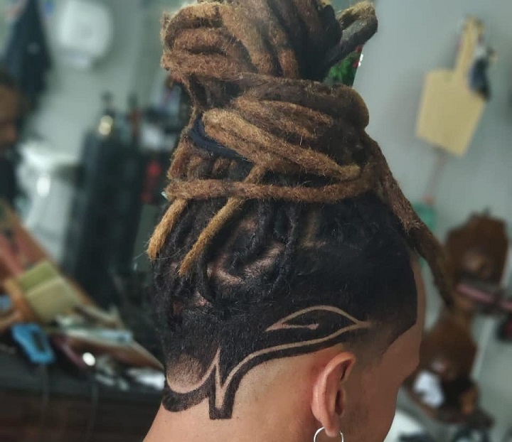 Two Color Bun and Hairtatto