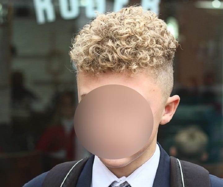 Classy Big Curls Topcurly long undercut
curly undercut hairstyle male
disconnected undercut curly hair
