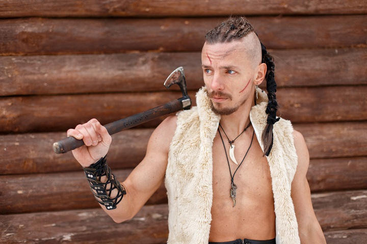 Ragnar Hairstyle
norse haircuts
shaved viking hairstyles
short nordic hairstyles
