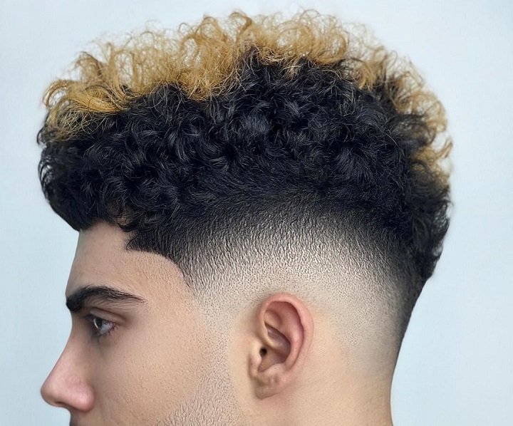 Taper Mid Fade Haircutmid fade with spiked hair
mid faed
mid feide
