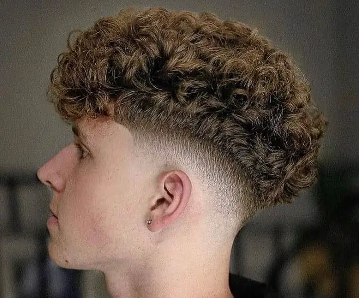 Androgynous Wavy Bowl Cut 