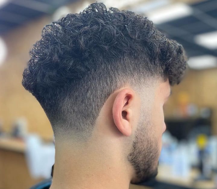 Short Curly Hair light skin hairstyles men
light skin male haircuts
light skin man bun
