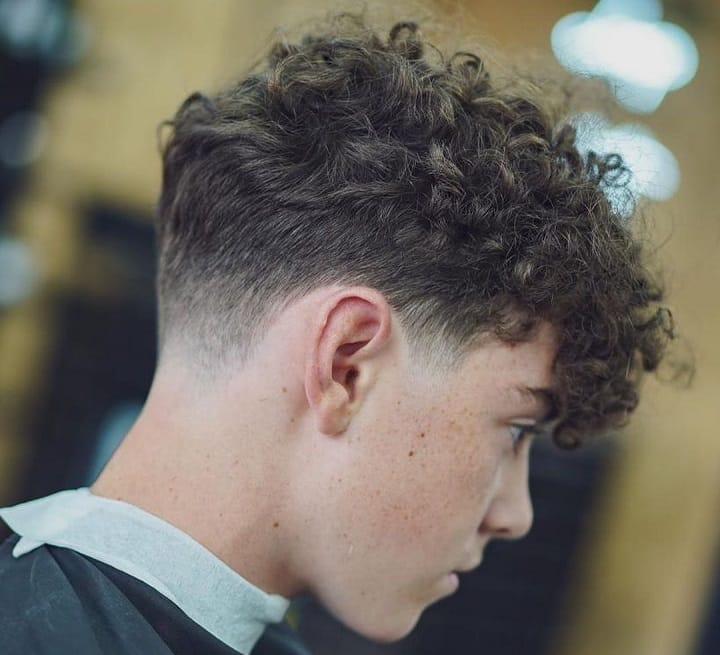 Short Cut Curly Topbest lightskin hairstyles
good lightskin haircuts
haircuts for lightskin men
