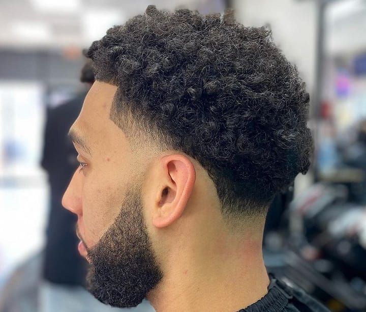 Taper Fade And Curlshairstyles for light skin guys
light skin hairstyles male
best hairstyles for lightskins
