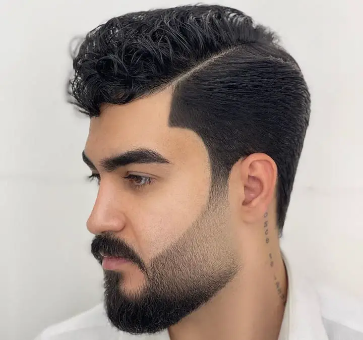 Curly Pomp 