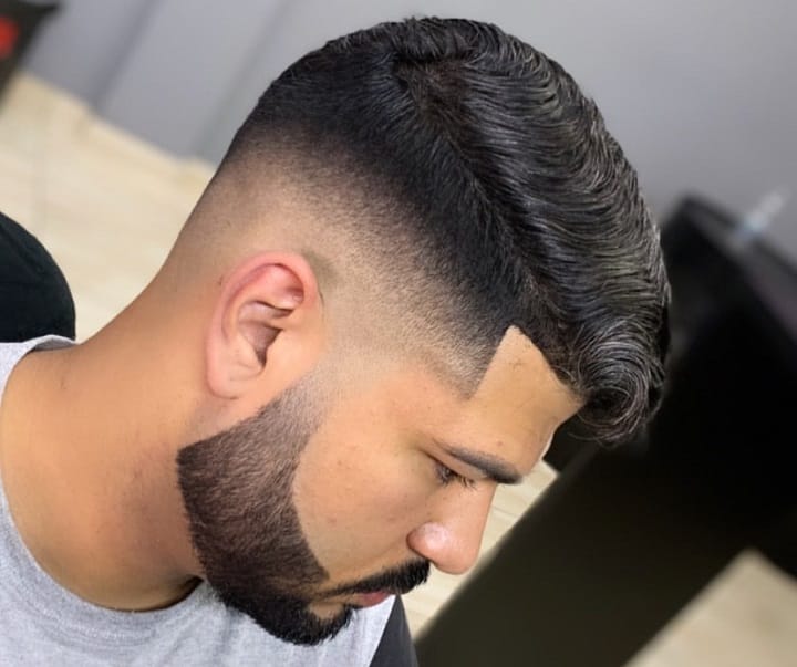 Side Part Mid Fade