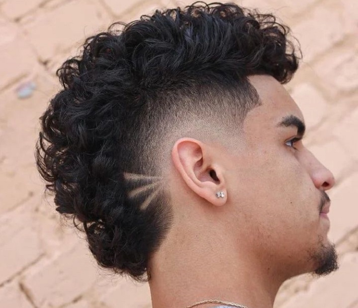 Curly Mohawk And Notches