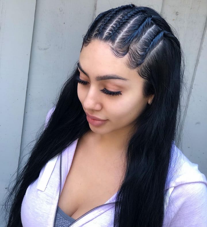 Accent Braids Baddie Hairstyle 