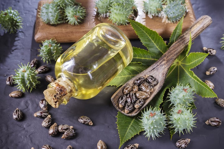Castor Oil for Beard – Stunning Benefits & Does It Truly Work