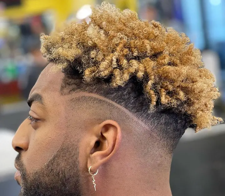 Skin Fade Bleached Curly Top